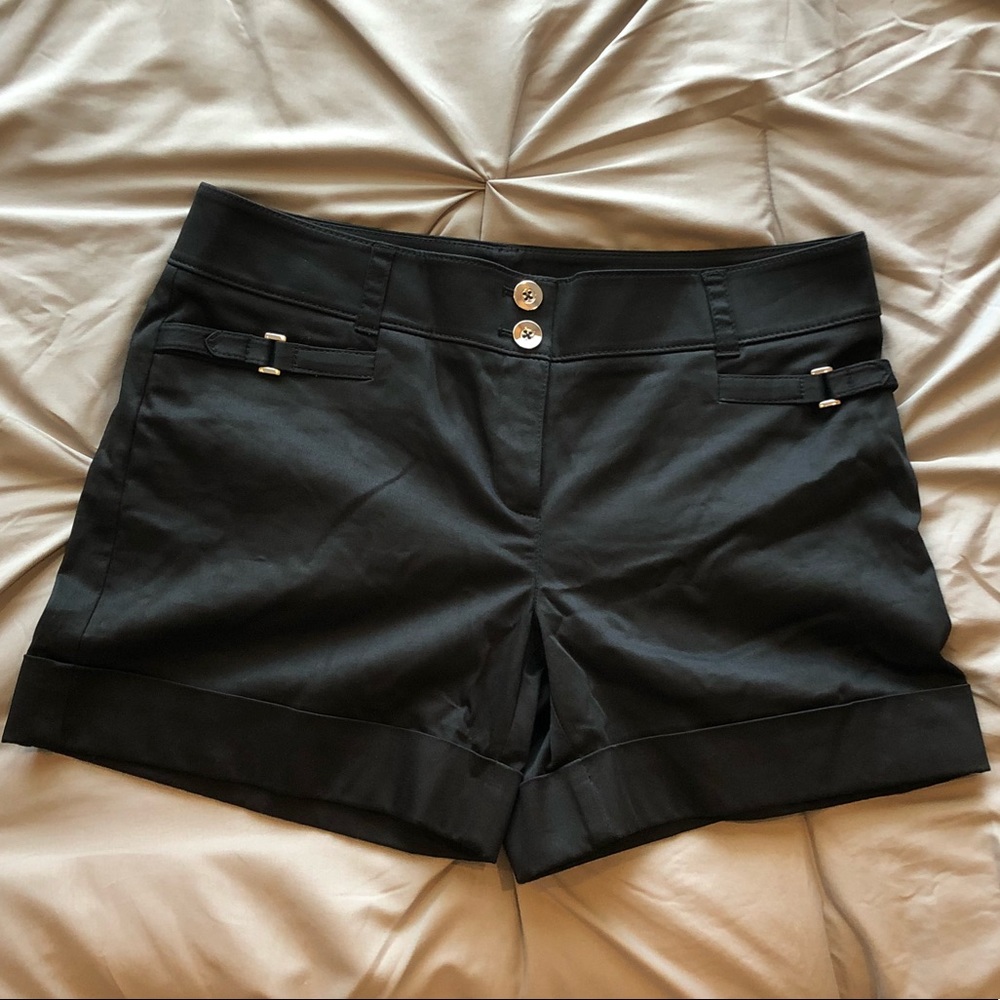 🏠Dress Shorts WHBM🖤